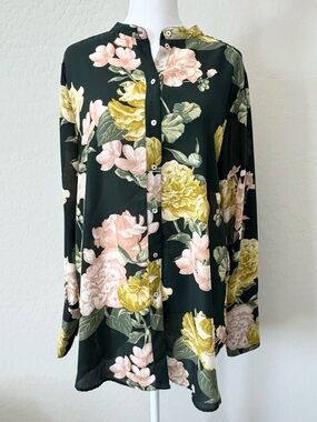 H&M Green Floral Button Up Blouse Top